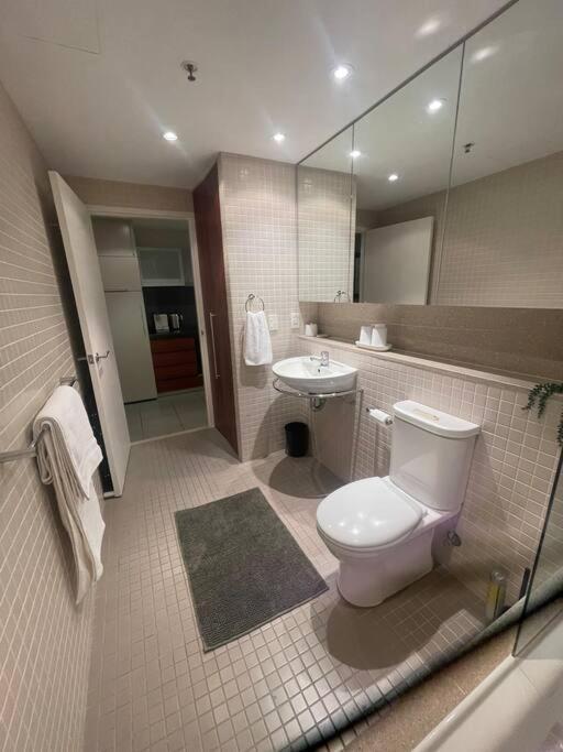 Coastal Retreat On Colley * Glenelg