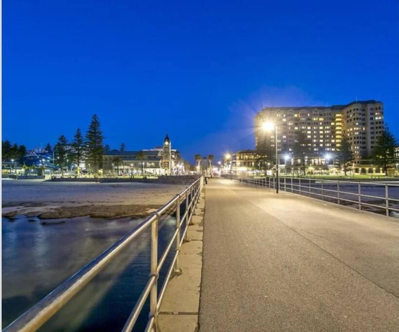 Coastal Retreat On Colley * Glenelg